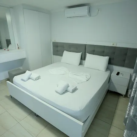 Kevin's * Σαράντα