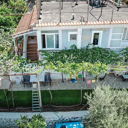 Kevin's Sarande